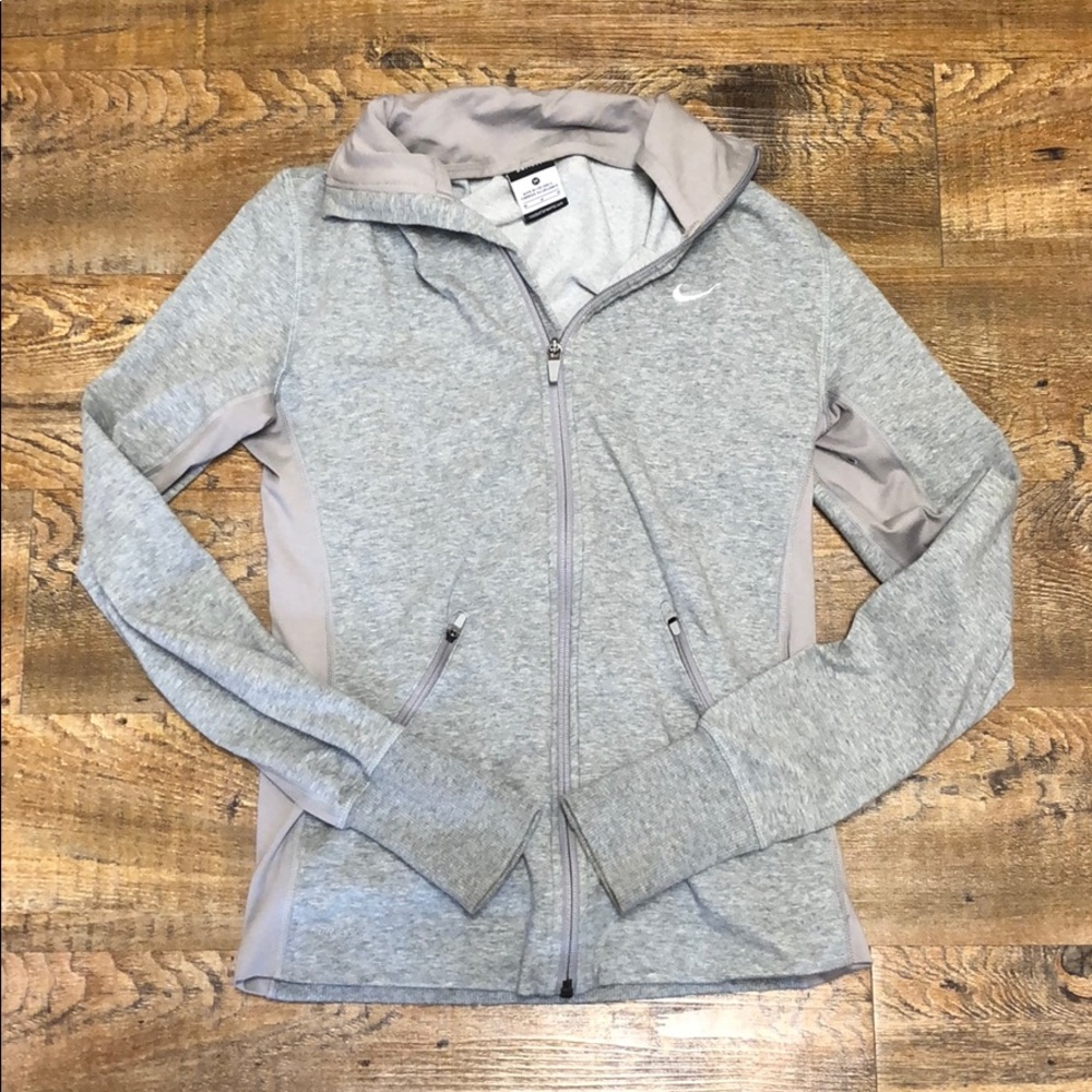 Nike Athletic Light-Weight jacket size medium